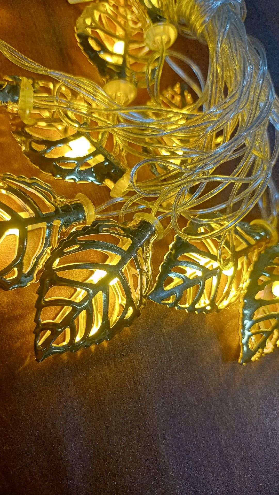Leaf Metal Fancy Light